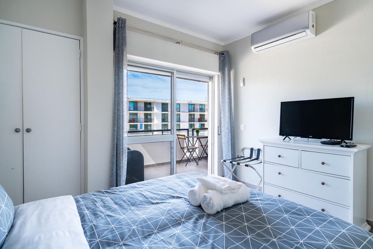 Beachfront Apartment In Armacao アルマカオ・デ・ペラ エクステリア 写真
