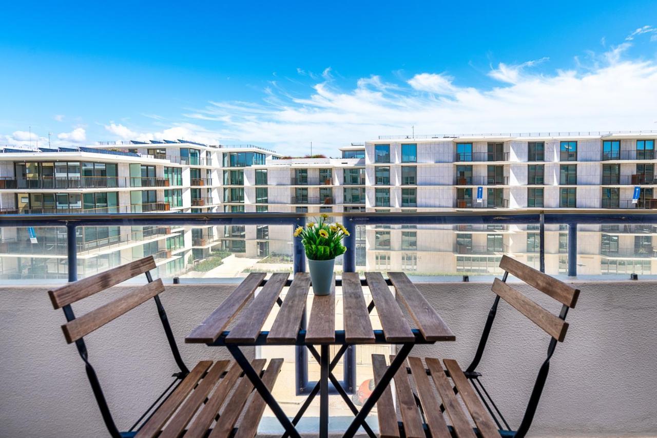 Beachfront Apartment In Armacao アルマカオ・デ・ペラ エクステリア 写真
